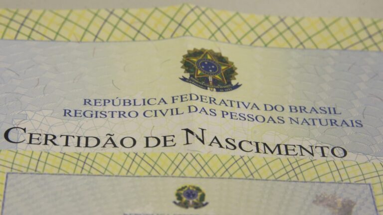 Mais de 500 amazonenses mudam de nome em cartório após nova lei