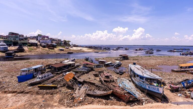 Rio Negro está 3,85 m abaixo de 2025: Manaus está pronta para outra seca severa?